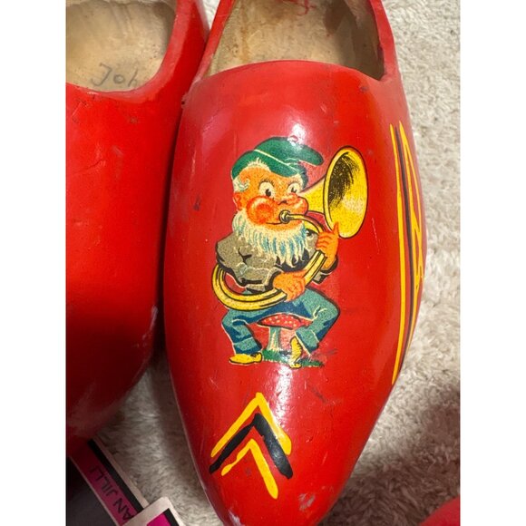 Vintage Dutch Wooden Clogs Hand Painted Red With Cartoon Design 7” - Picture 5 of 10